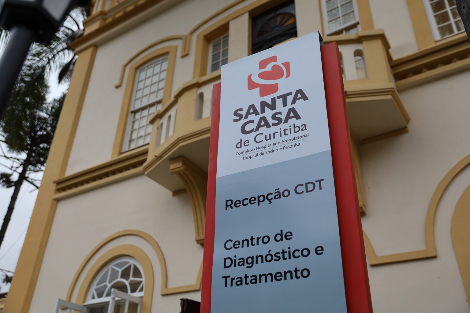 Santa Casa recebe menção honrosa da Câmara Municipal de Curitiba - Santa  Casa de Curitiba